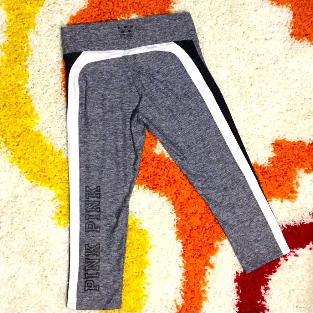 ☀️VS PINK cropped leggings